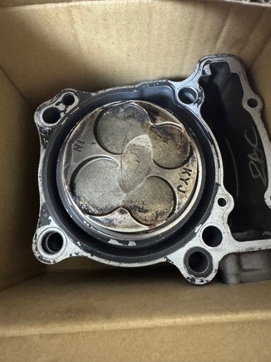 crf250l md38予備パーツ多数有ります