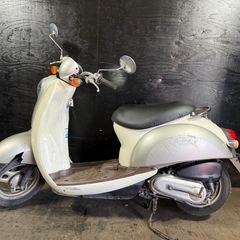 ★支払総額4.2万円★買取強化中！ まずはカンタン無料査定まで！ ホンダ スクーピーI シルバー AF55 激安原付！４スト、集中キー！おしゃれな車両！ 通勤、通学に♪の画像