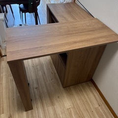 キッチン収納棚 / キッチンボード（回転・調整可能）の画像