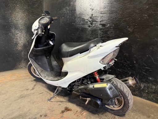 ★支払総額6.5万円★激安バイク続々入荷中！ とにかく安い！！ ホンダ ZX 白 AF35 本物ZX！ 金ホイール！ 金フォーク！ カーボン調パーツ！ 社外リアサス！クリアテール！ LEDヘッドライト！