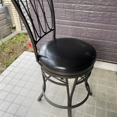 カウンターチェアの画像