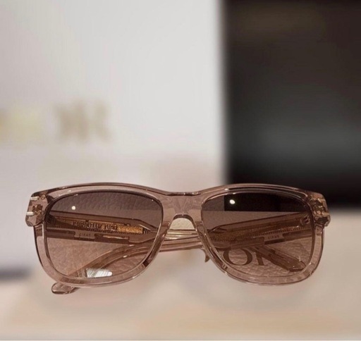 【美品】Dior ディオール DiorSignature サングラス ピンク ショッパー付き