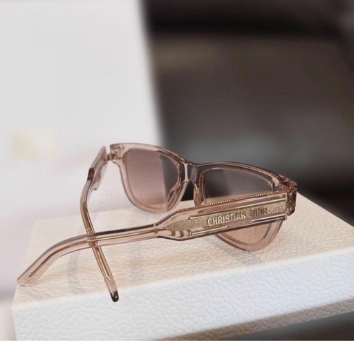 【美品】Dior ディオール DiorSignature サングラス ピンク ショッパー付き
