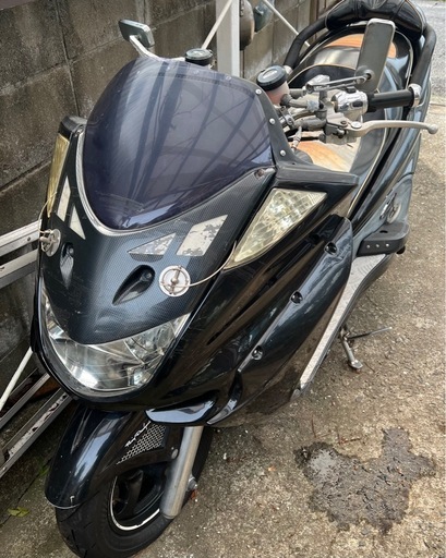 マジェスティ250  
オートバイ　