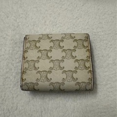 セリーヌ　トリオンフ コンパクト ウォレット アイボリーの画像