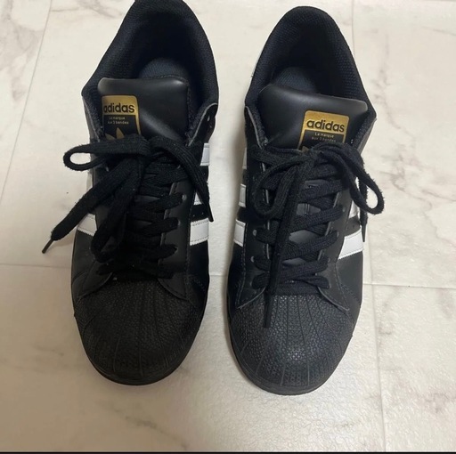 adidas SUPERSTAR