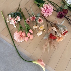 【受渡決定済み】造花　セットの画像