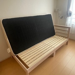 【交渉中】ベッドフレーム+マットレスの画像