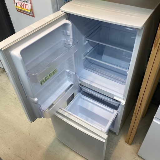 ?中古家電は当店へ?【冷蔵庫137L】SHARP　シャープ　2019年製　SJ-D14F-W　白　ホワイト　朝霞市リサイクルショップ　