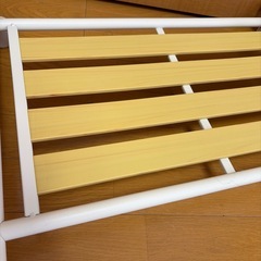 子ども用ハンガーラックの画像