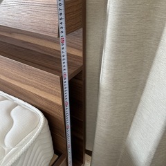 ベッドフレーム、マットレス各２つずつの画像