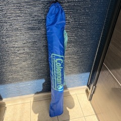 コールマン（coleman）パラソルとスタンドとスクリューペグセット
の画像