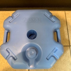 コールマン（coleman）パラソルとスタンドとスクリューペグセット
の画像