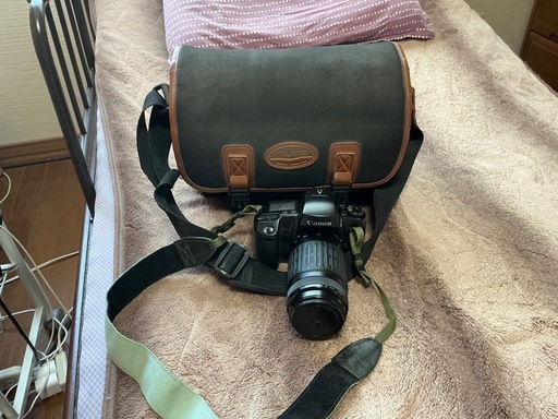 キャノン　EOS 100