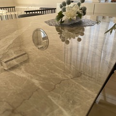 ダイニングテーブル＋椅子4脚セット（ニトリ）美品の画像