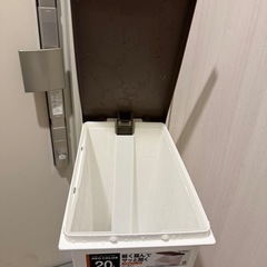 【引き取り限定】20lゴミ箱2個セットの画像