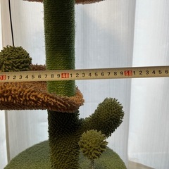 サボテン型キャットタワーの画像