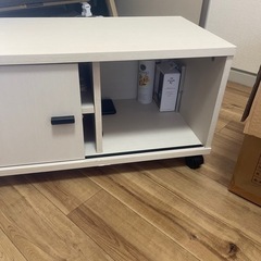 テレビ台の画像