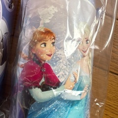 アナと雪の女王　エルサ　水筒の画像