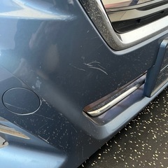 レヴォーグバンパーの画像