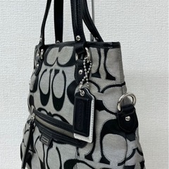 M【中古品】COACH コーチ シグネチャー トートバッグ 黒 ハンドバッグ レディース カバンの画像
