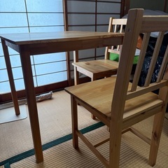 ダイニングテーブル　椅子付きの画像