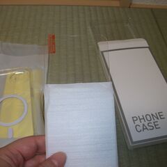 新品未使用iPhone17e用鋼耐衝撃性スマホケース、ガラスフィルム１枚付きの画像