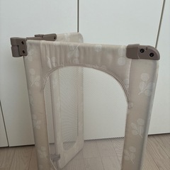 日本育児 おくトビラ Sサイズ おくだけ簡単設置の ドア付きベビーゲートの画像
