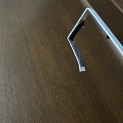 ドアに引っかけるタイプの鏡の画像