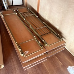 長テーブル×4、長ローテーブル×4の計8台の画像