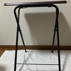 折り畳みテーブル(シミ多め)の画像