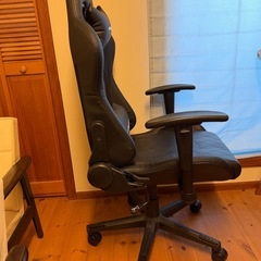 ゲーミングチェア  オフィスチェアの画像