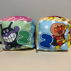 それいけアンパンマン★プレミアムふわふわサイコロクッション全2種・コンプ・未使用の画像