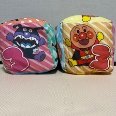 それいけアンパンマン★プレミアムふわふわサイコロクッション全2種・コンプ・未使用の画像