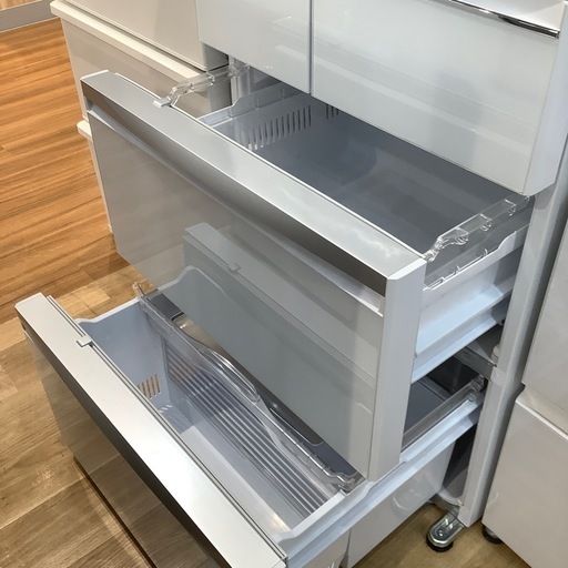 【トレファク神戸南店】MITSUBISHI の6ドア冷蔵庫です【取りに来られる方限定】