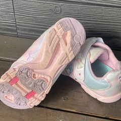 女児スニーカーmoonstar★18センチEEの画像