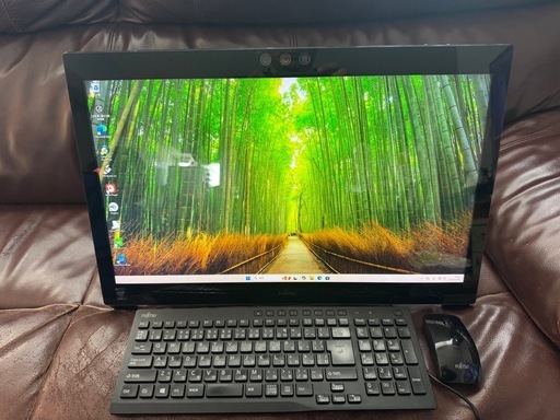 Core i7　タッチパネル一体型パソコン