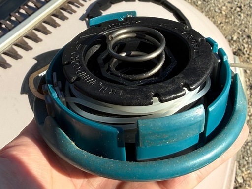 makita 草刈機+ナイロンカッター　INGCO 芝刈り機 3点セット