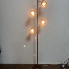 間接照明　ハンガーラック　姿見　ミニタワーファンの画像