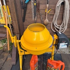 コンクリートミキサーの画像