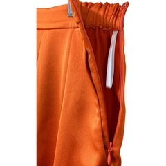 UNITED ARROWS サテンタックテーパードパンツ オレンジ 36(S～M)の画像