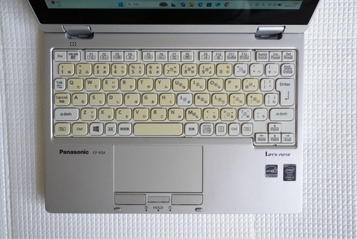 超軽便利PC　高速core M5世代 ＋　メモリ8GB +SSD256GB