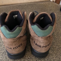 メンズアウトドアシューズの画像