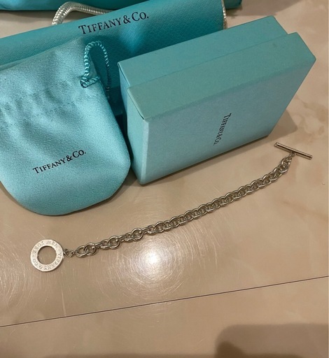 ティファニー Tiffany & Co.  トグル ブレスレット シルバー 香水 