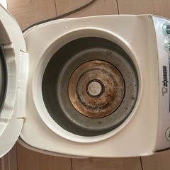 象印　3合炊飯器の画像