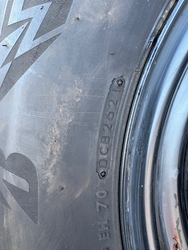 ハイラックス純正　スチールホイール　139.7 6穴 7.5j+30 BRIDGESTONE 265 70 17 スタッドレス