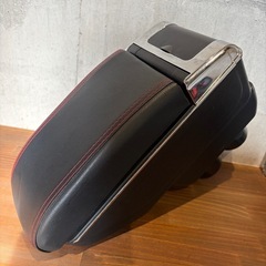 ジムニーJB23  アームレストの画像