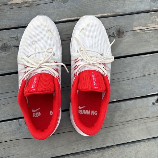 NIKEランニングシューズ