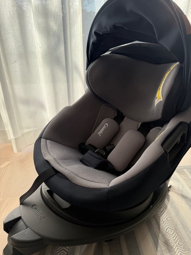 Combi THE S ISOFIX 回転式チャイルドシート