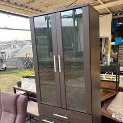 無料　食器棚　の画像